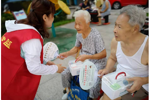 【阳光公益·海棠街道】“情系孤寡老人，夏日送健康”慰问活动