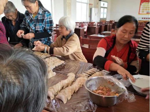 【阳光公益·庐江站】“浓浓敬老情 快乐包饺子”活动